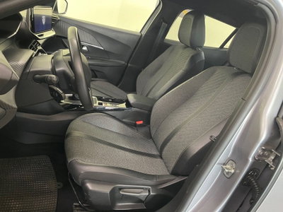 Peugeot 2008 1.2 turbo Allure 100cv (13)