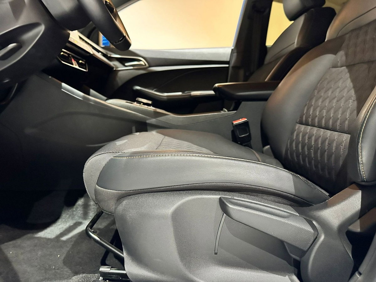 Mg MG3 1.5 hybrid+ Luxury auto (15)