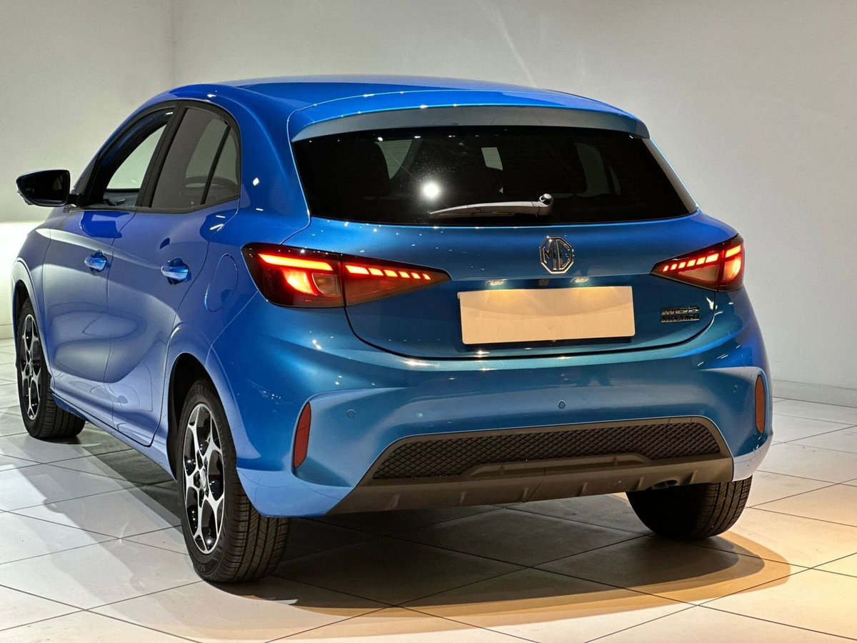 Mg MG3 1.5 hybrid+ Luxury auto (5)