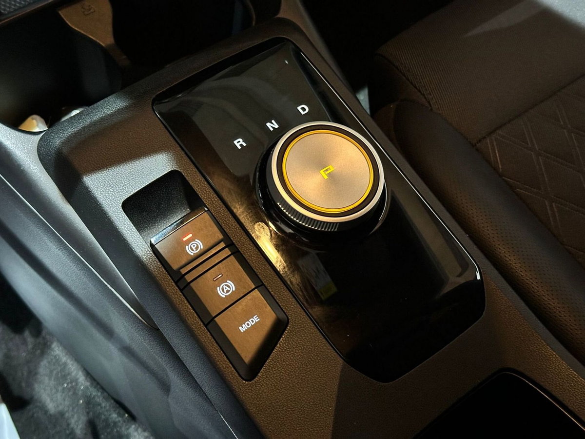 Mg MG3 1.5 hybrid+ Luxury auto (14)