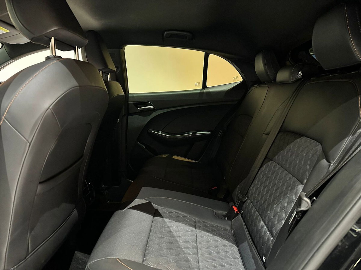 Mg MG3 1.5 hybrid+ Luxury auto (17)