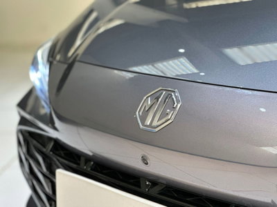 Mg MG3 1.5 hybrid+ Luxury auto (17)
