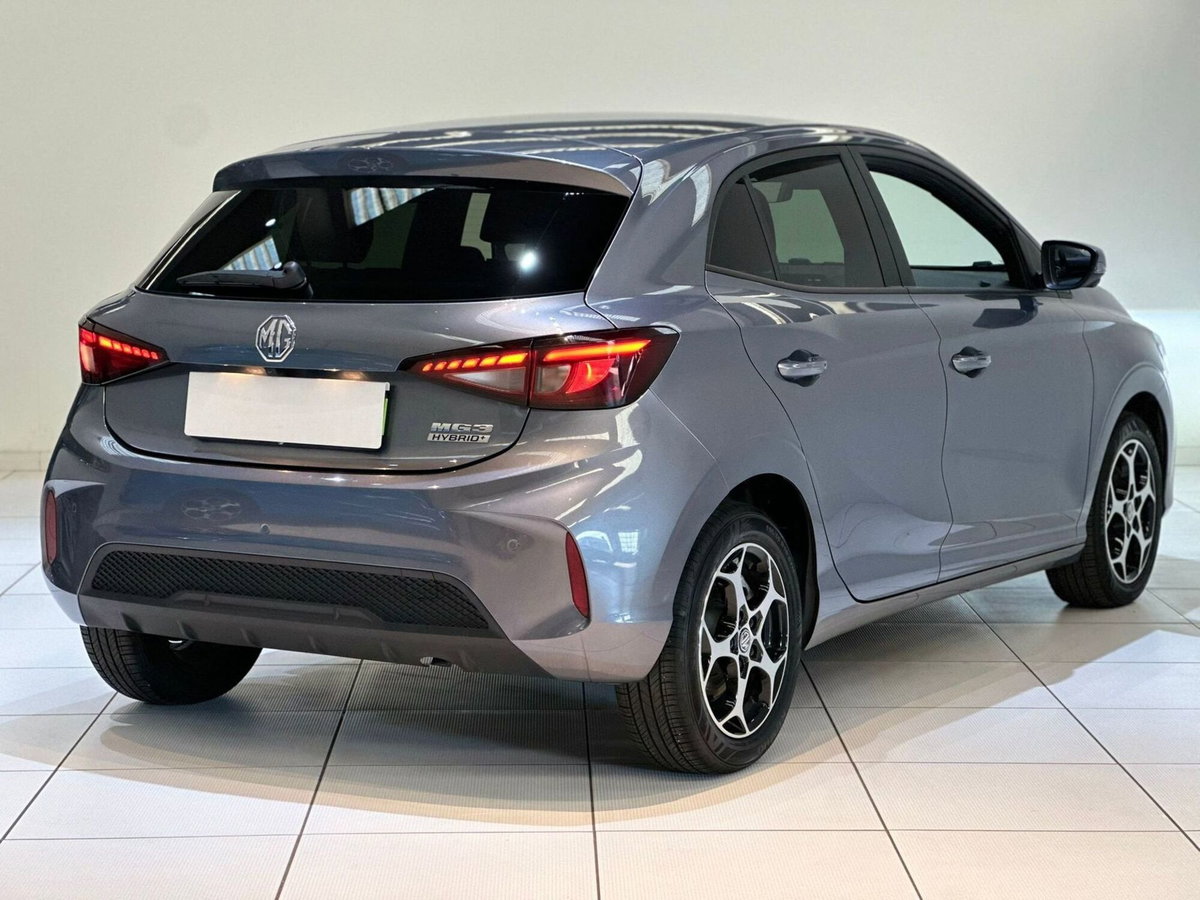 Mg MG3 1.5 hybrid+ Luxury auto (3)