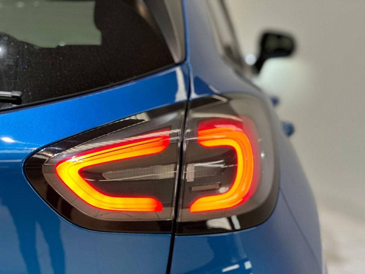 Ford Puma 1.0 EcoBoost Hybrid 125 CV S&S aut. ST-Line X (19)