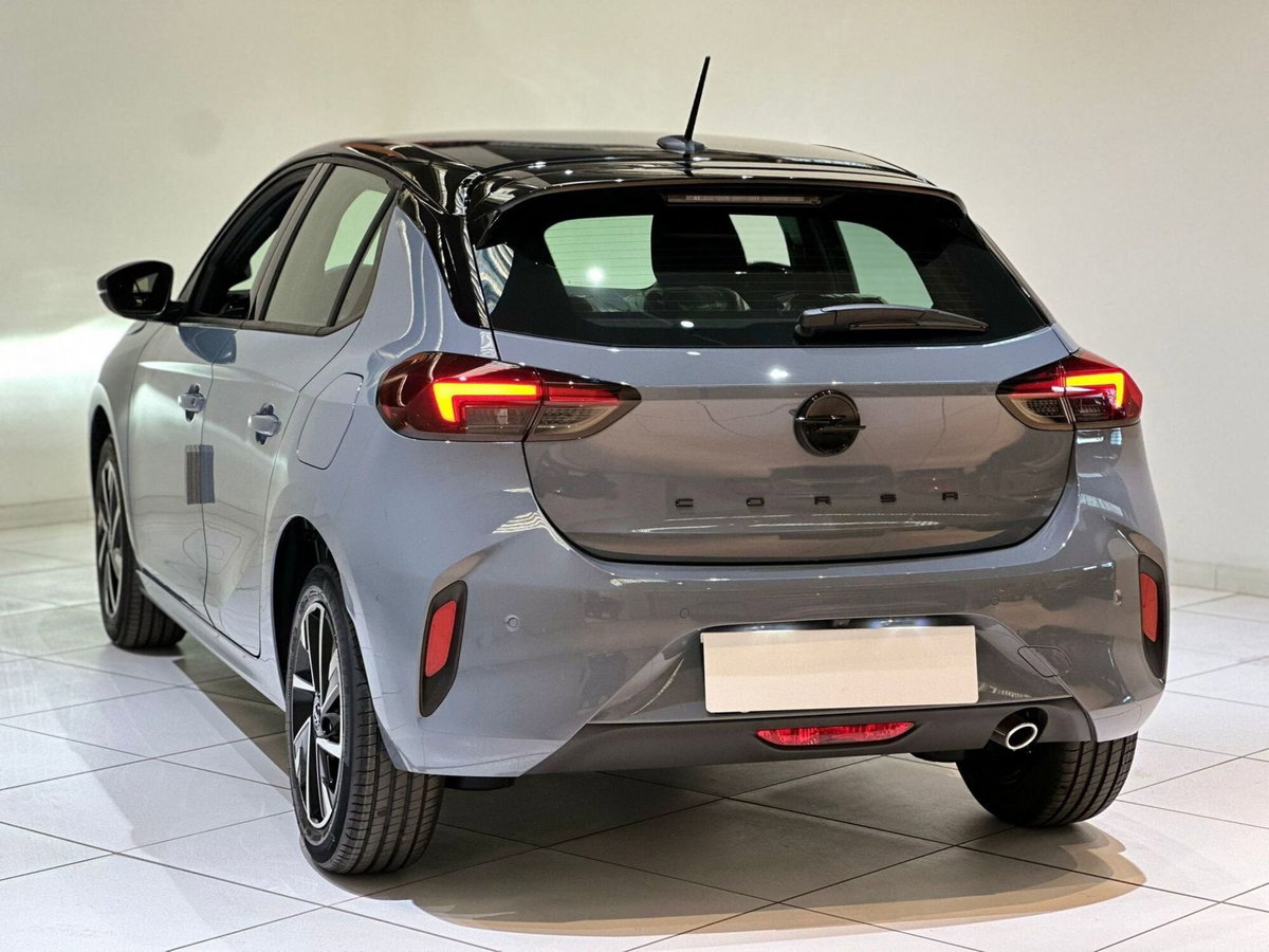 Opel Corsa 1.2 100 CV GS Line (4)