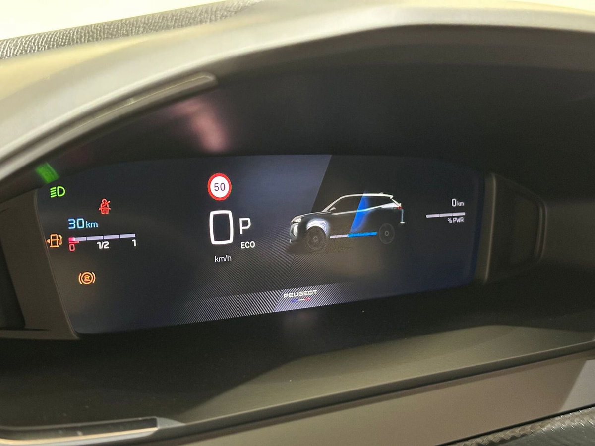 Peugeot 2008 1.2 hybrid Allure 145cv e-dcs6 (7)