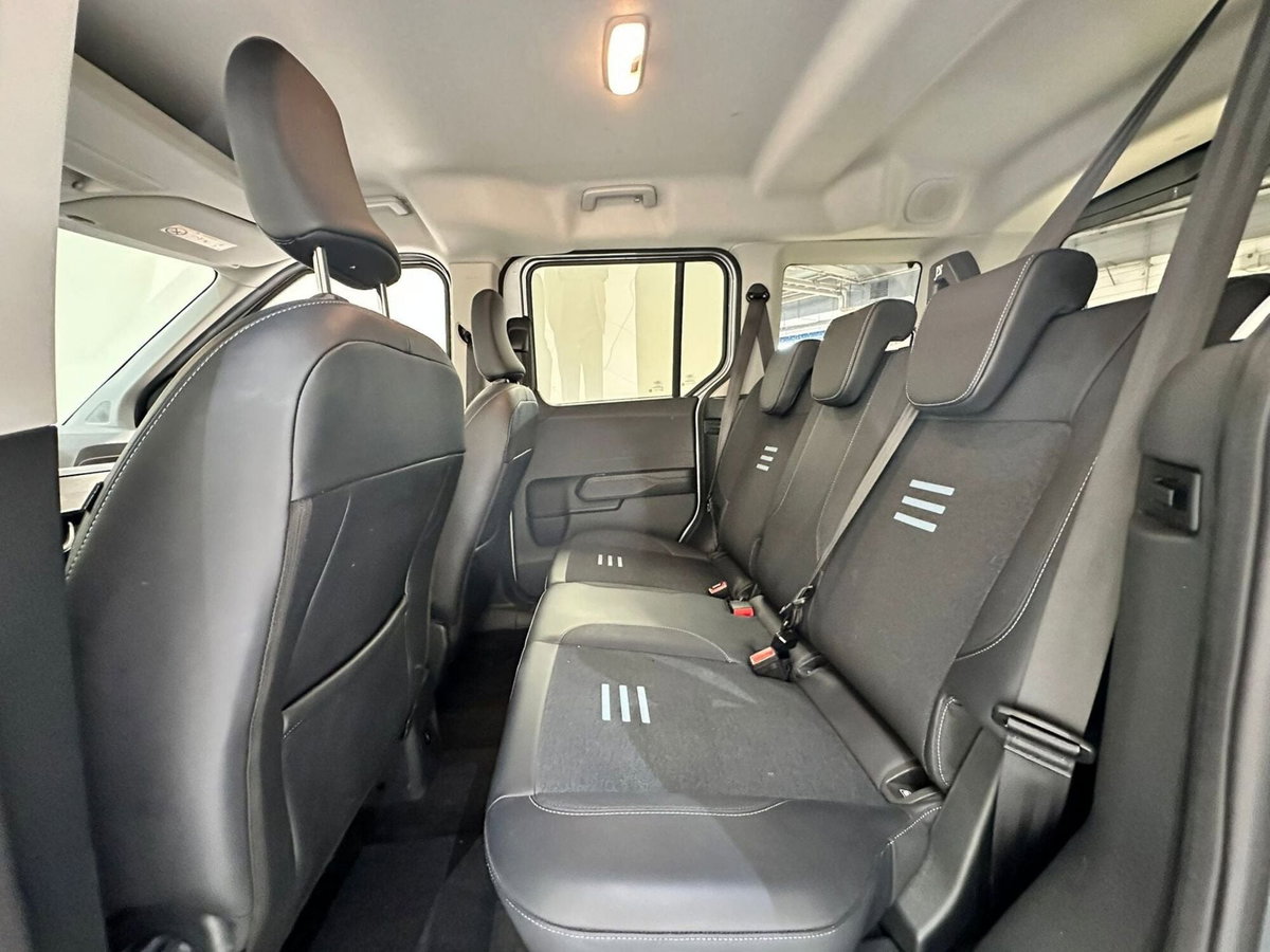 Ford Tourneo Courier 1.0 ecoboost 125cv Active powershift (13)