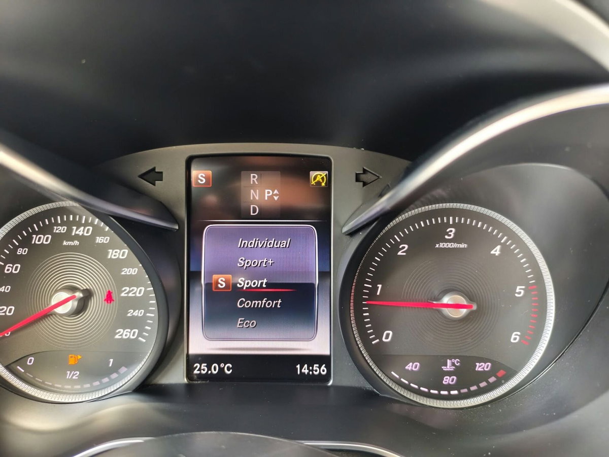 Mercedes-Benz GLC SUV 250 d 4Matic Premium (16)