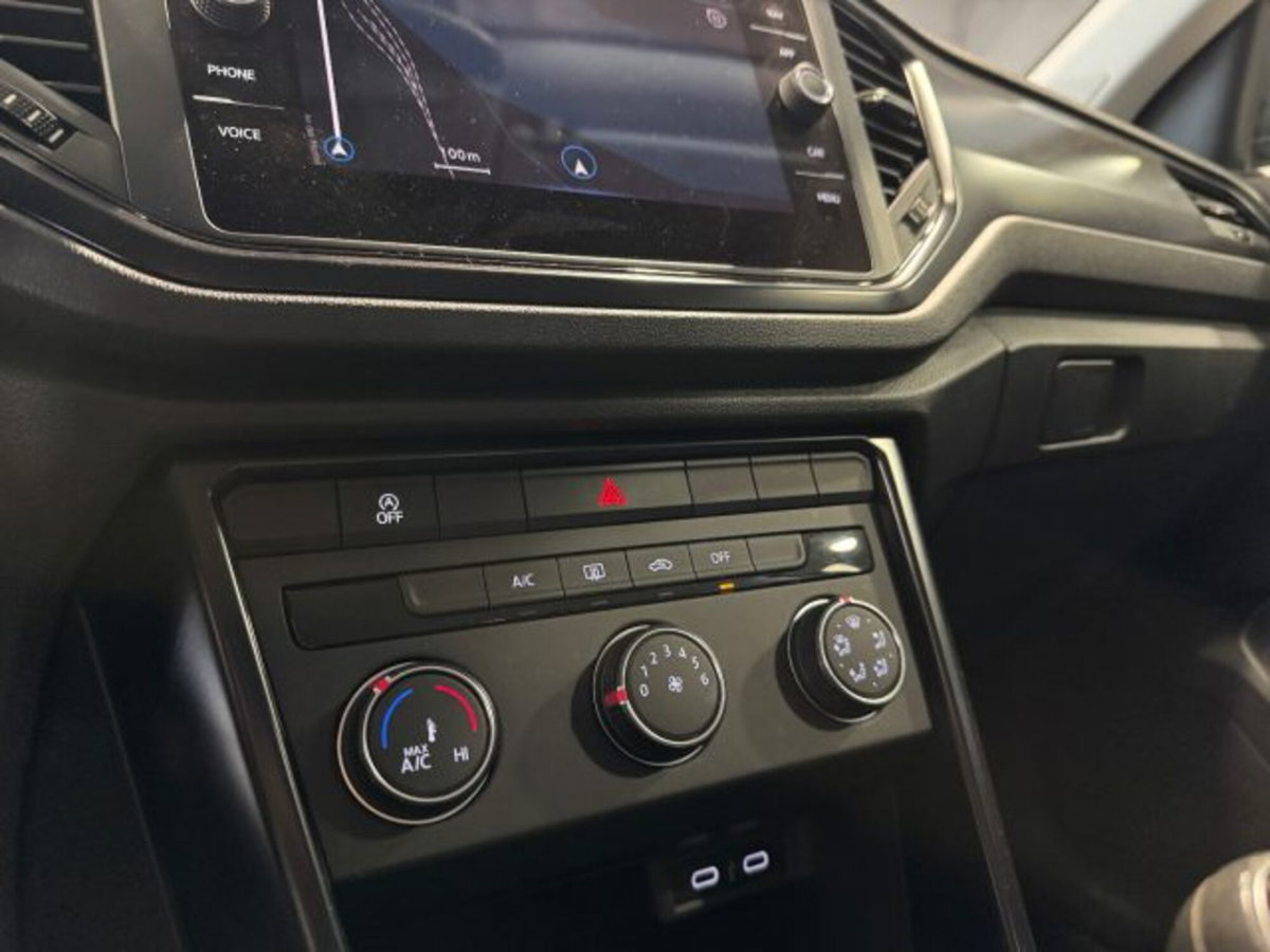 Volkswagen T-Roc 1.0 TSI Style BlueMotion Technology (9)
