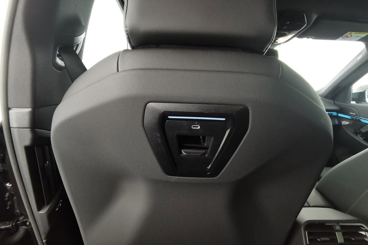 BMW Serie 5 Touring 520i  48V sdrive auto (12)
