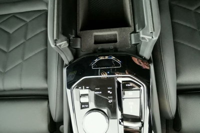 BMW Serie 5 Touring 520i  48V sdrive auto (9)
