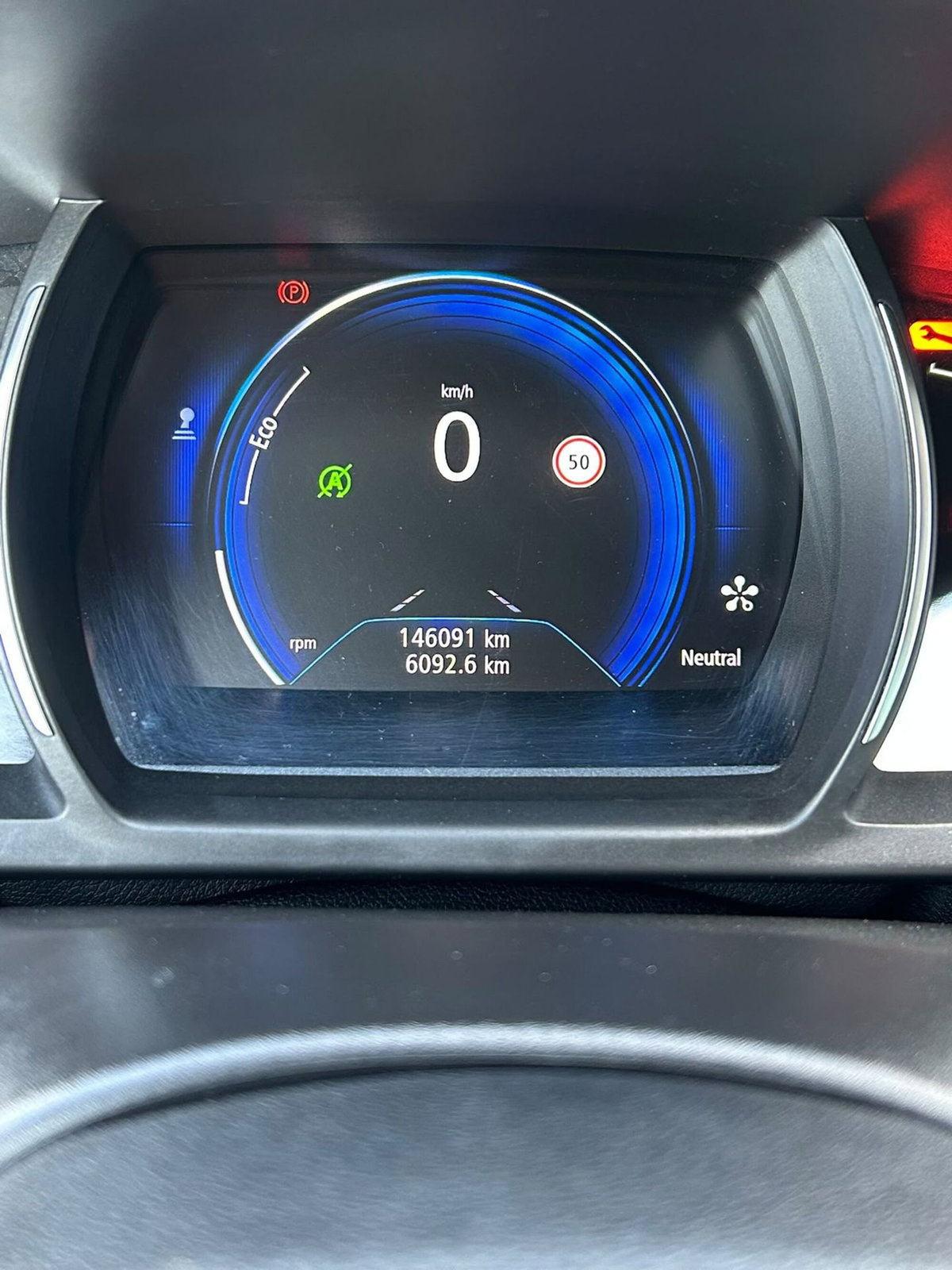 Renault Scénic 1.5 dci energy Intens 110cv (10)