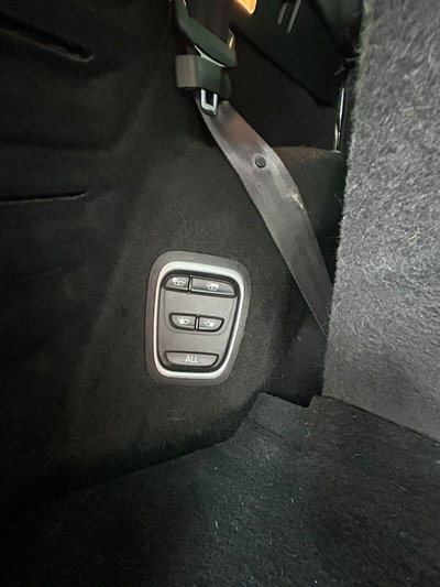 Renault Scénic 1.5 dci energy Intens 110cv (16)