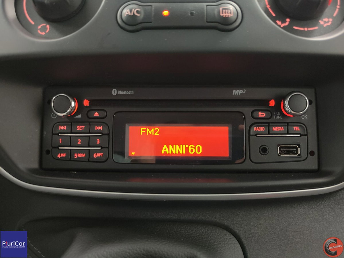 Renault Kangoo Blue dCi 8V 95CV 5 porte Life (19)