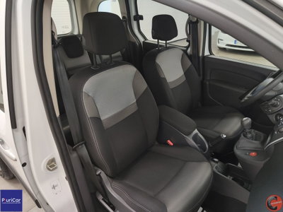 Renault Kangoo Blue dCi 8V 95CV 5 porte Life (5)