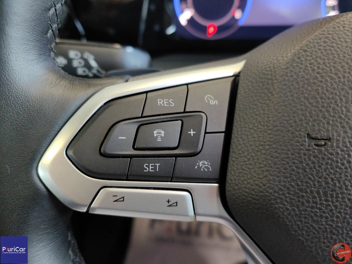 Volkswagen Golf Variant 2.0 TDI SCR DSG Style (17)