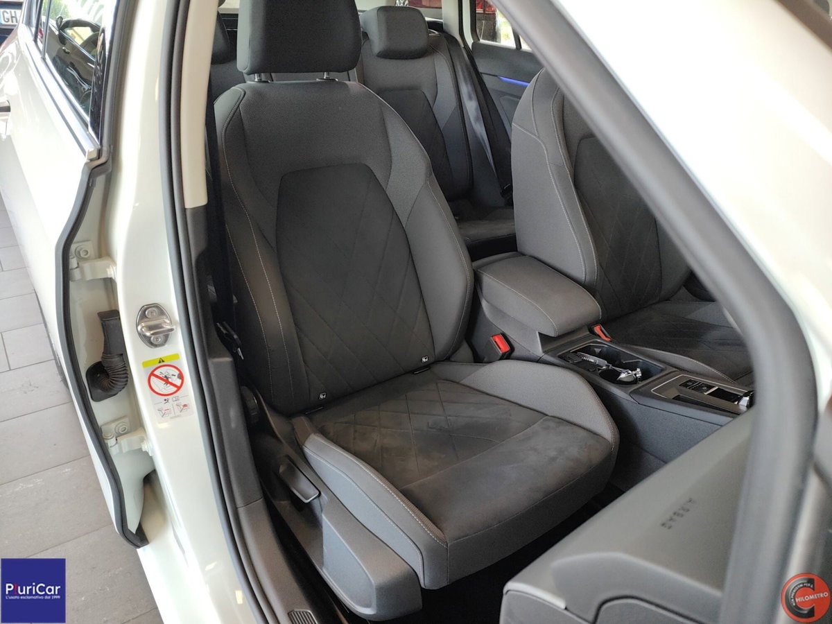 Volkswagen Golf Variant 2.0 TDI SCR DSG Style (5)