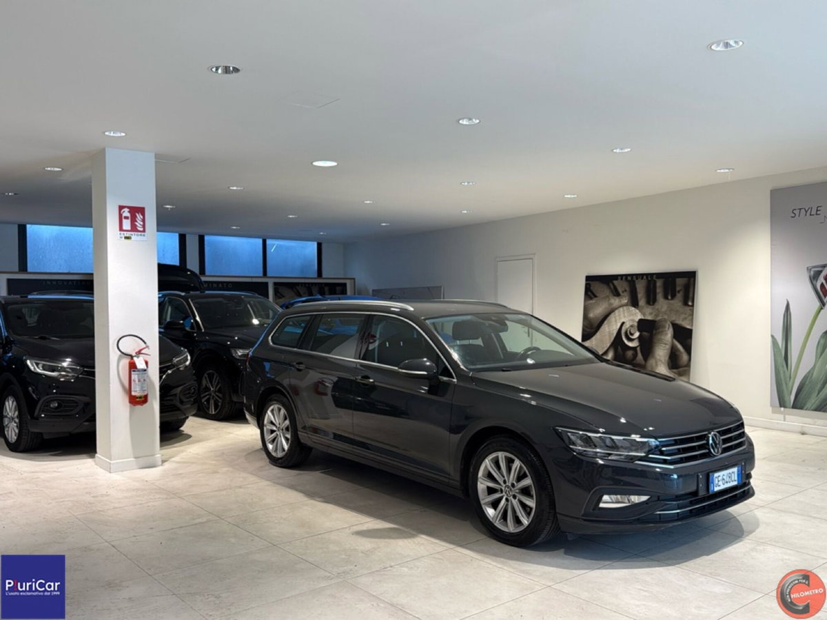 Volkswagen Passat Variant 2.0 TDI SCR 122 CV EVO DSG Business (2)