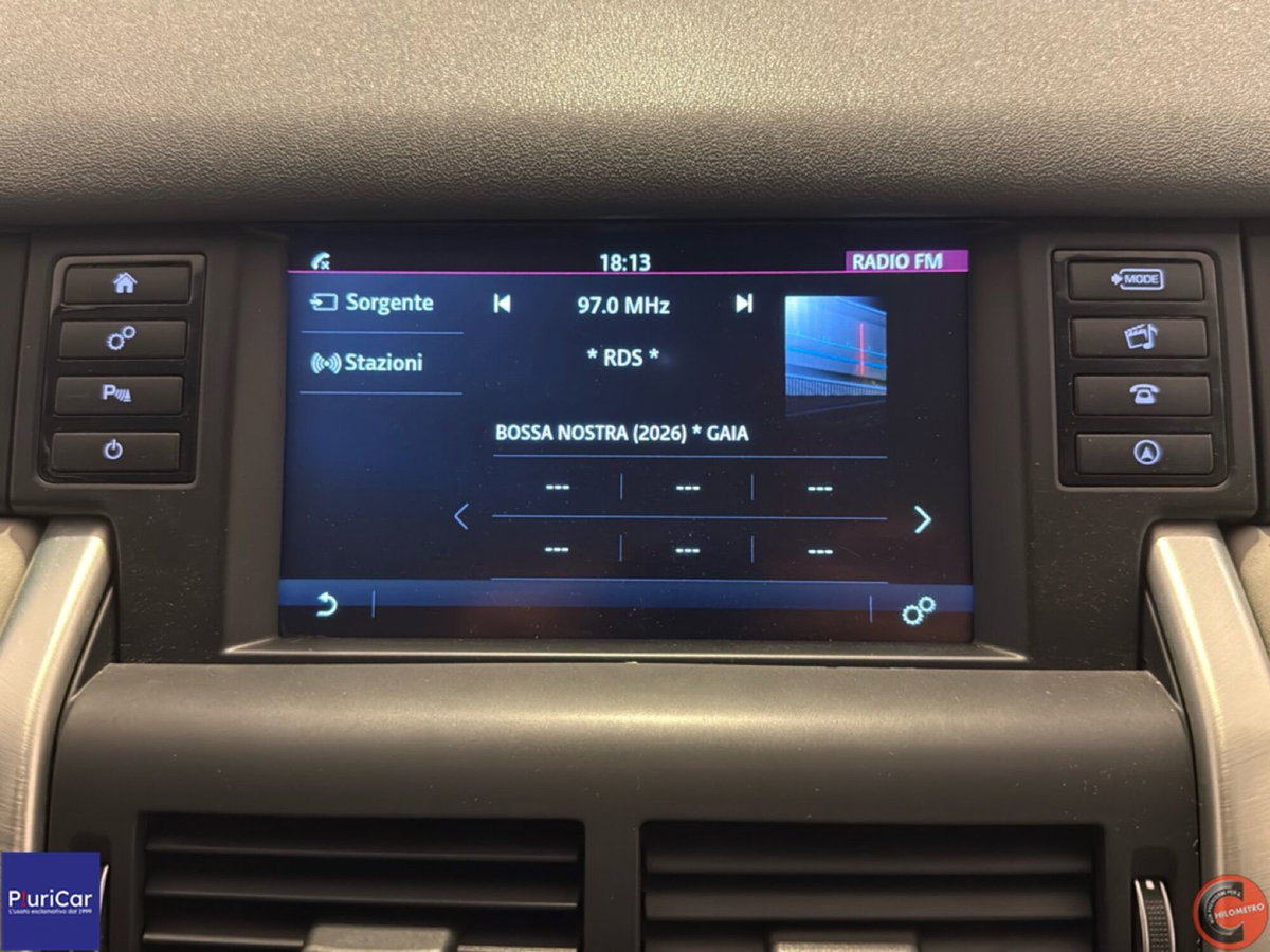 Land Rover Discovery Sport 2.0 TD4 150 CV SE (13)