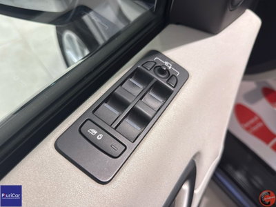 Land Rover Discovery Sport 2.0 TD4 150 CV SE (19)