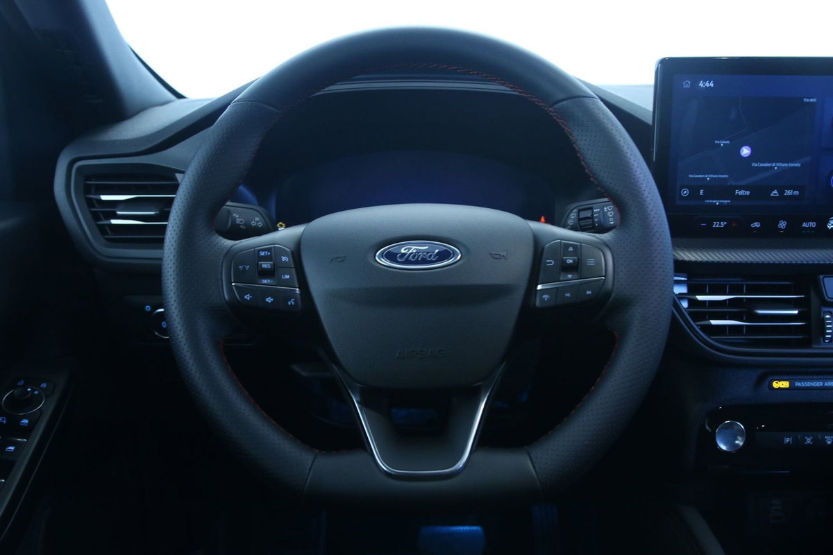 Ford Kuga 2.5 full hybrid ST-Line X 2wd 180cv auto (10)