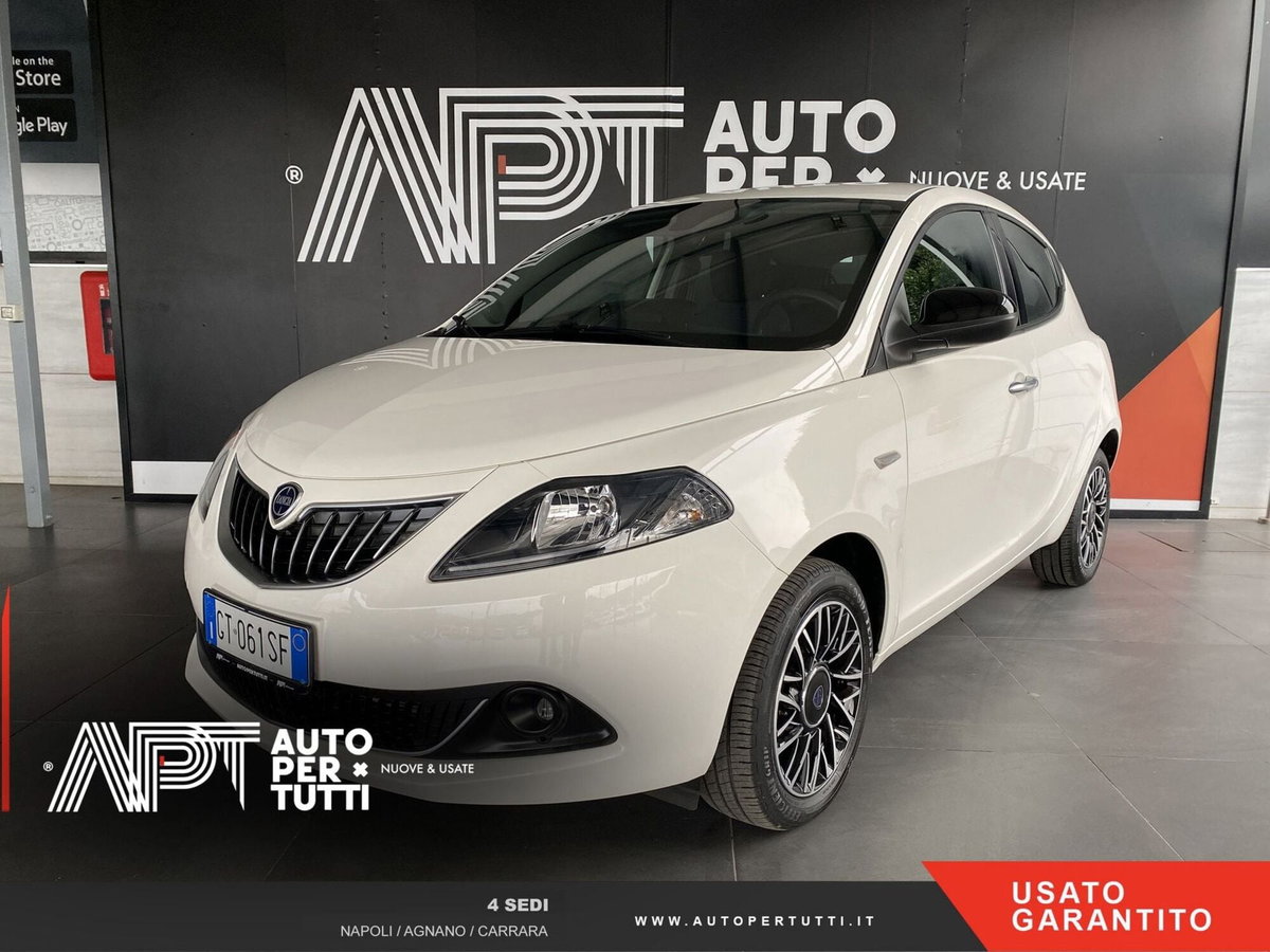 Lancia Ypsilon 1.0 FireFly 5 porte S&S Hybrid Gold Plus