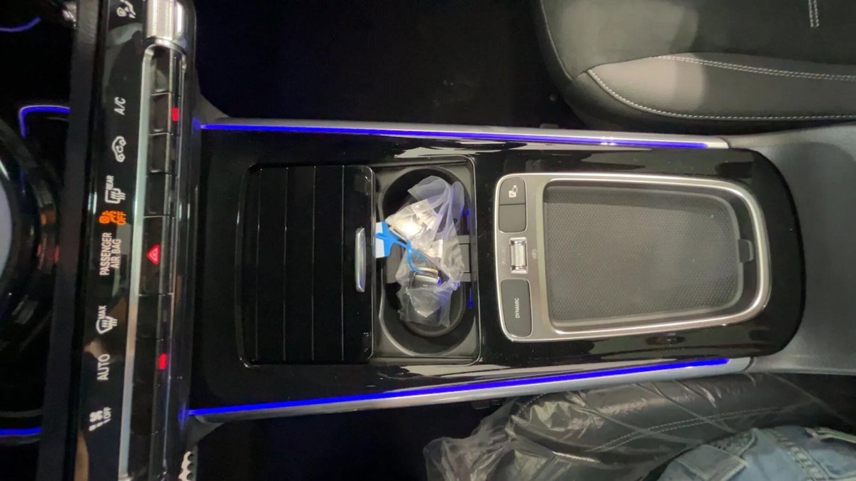 Mercedes-Benz GLA SUV 200 d Edition AMG Line auto (10)