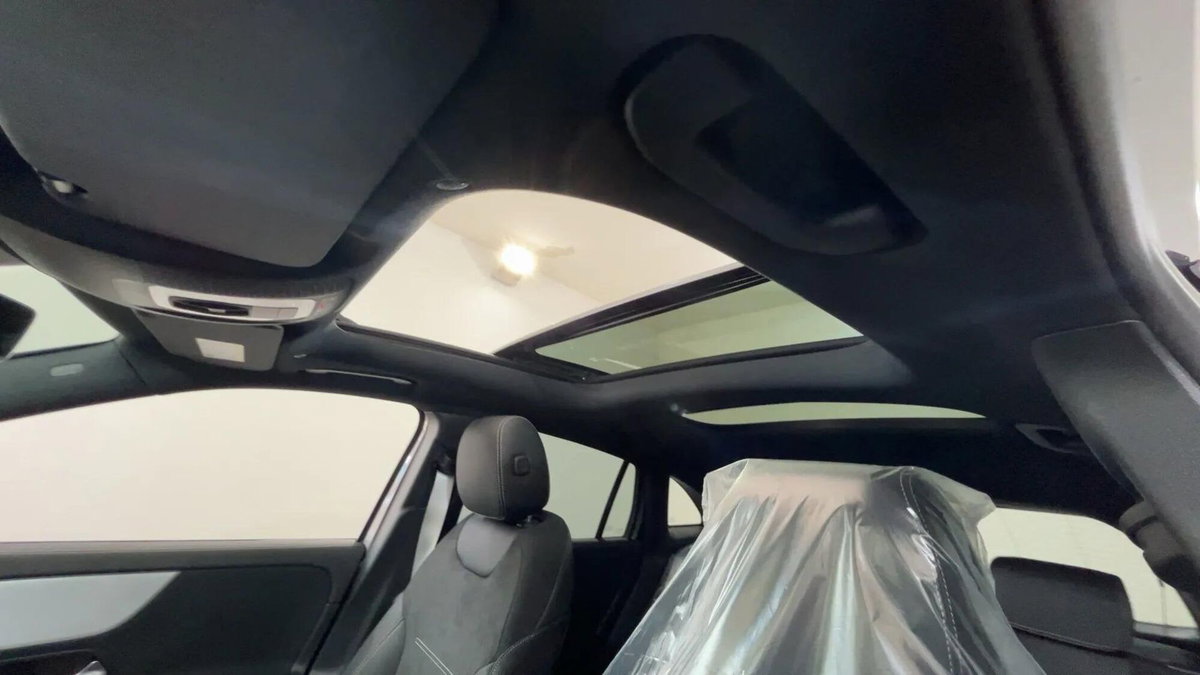 Mercedes-Benz GLA SUV 200 d Edition AMG Line auto (13)
