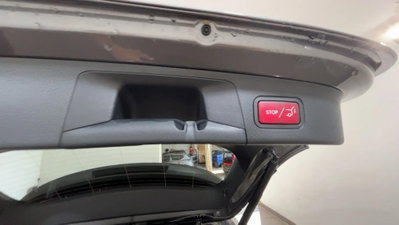 Mercedes-Benz GLA SUV 200 d Edition AMG Line auto (17)