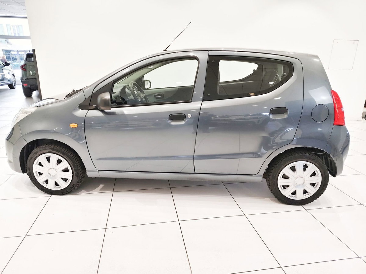 Suzuki Alto 1.0 VVT L (2)