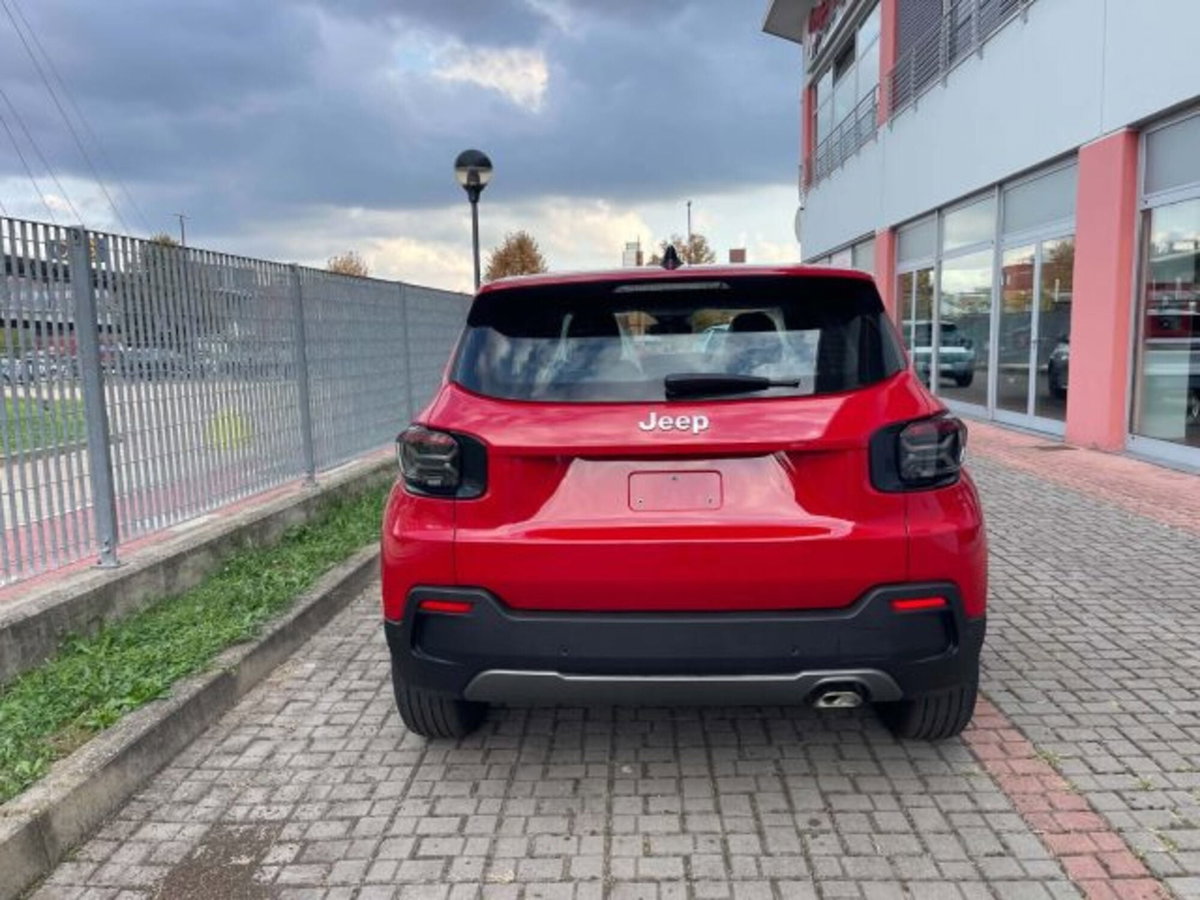 Jeep Avenger 1.2 turbo e-hybrid mhev Longitude fwd 110cv edct6 (4)