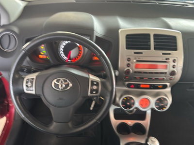 Toyota Urban Cruiser Cruiser 1.D-4D AWD Sol (16)