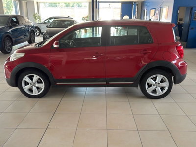 Toyota Urban Cruiser Cruiser 1.D-4D AWD Sol (2)