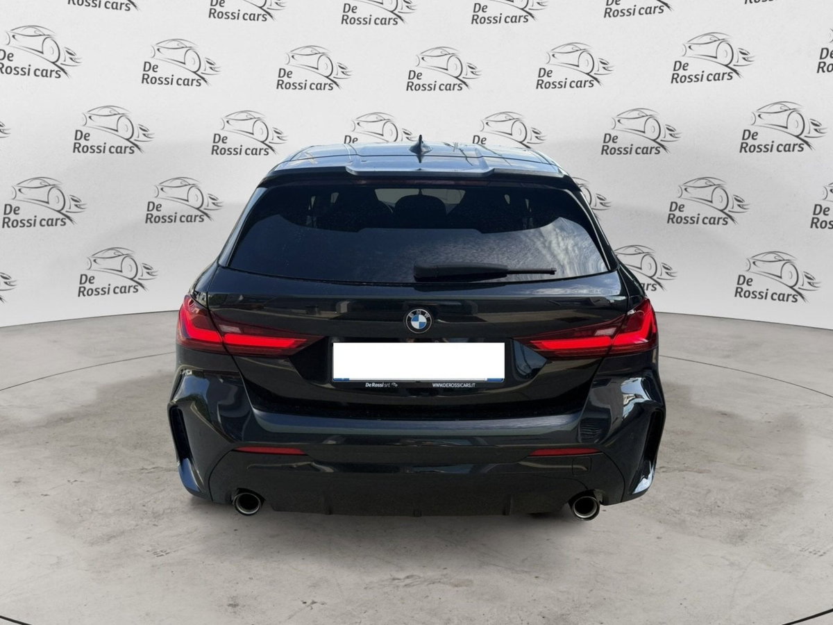 BMW Serie 1 5p. 120d xDrive 5p. Msport (5)