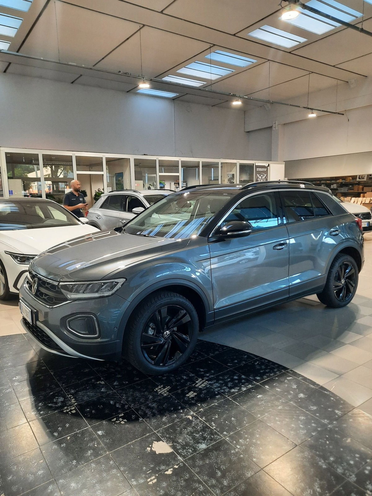 Volkswagen T-Roc 1.0 tsi Sport 115cv (3)