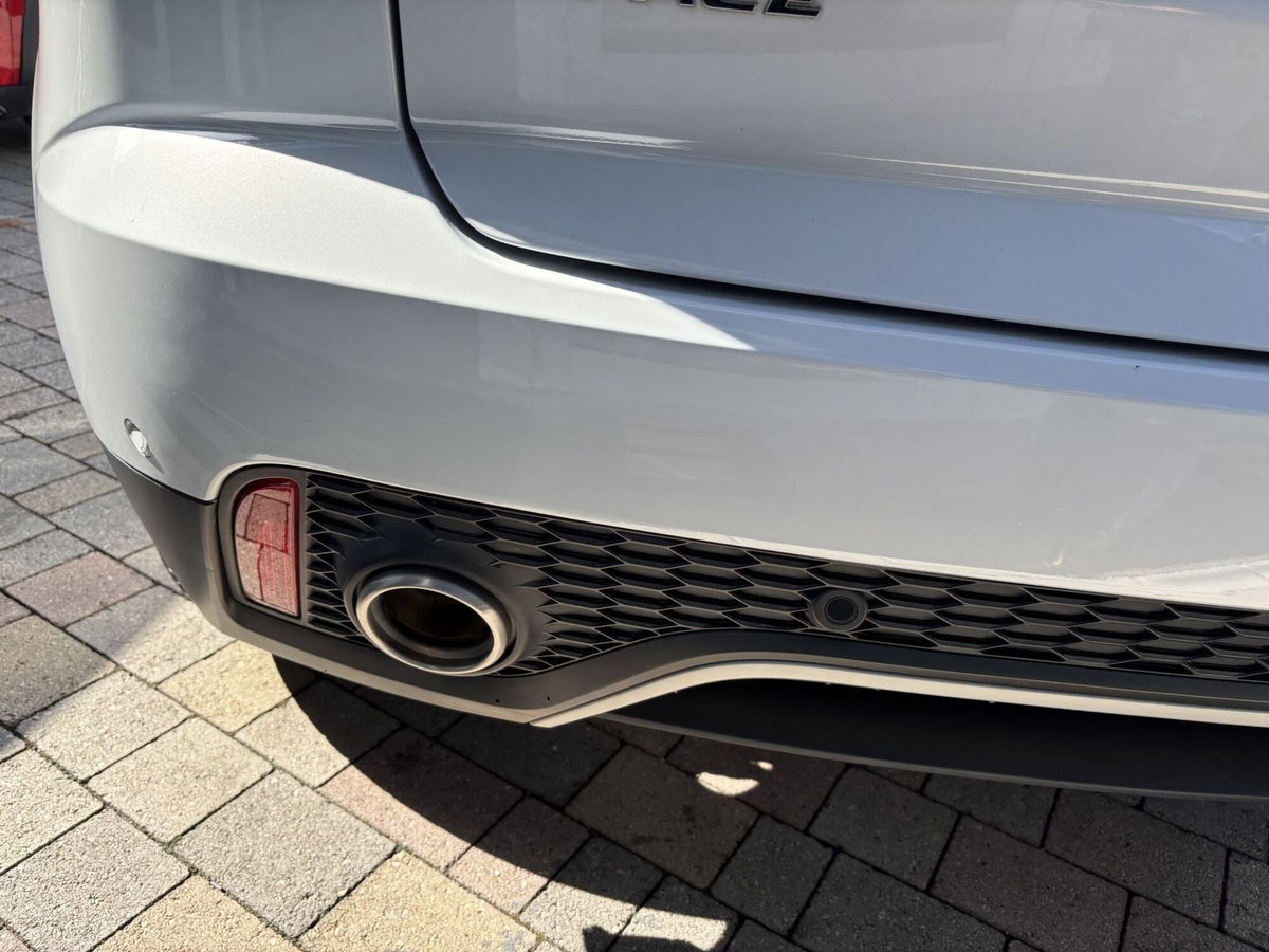 Jaguar E-Pace 2.0 AWD aut. S (12)