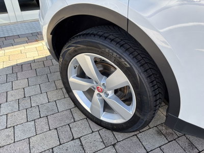 Jaguar E-Pace 2.0 AWD aut. S (19)