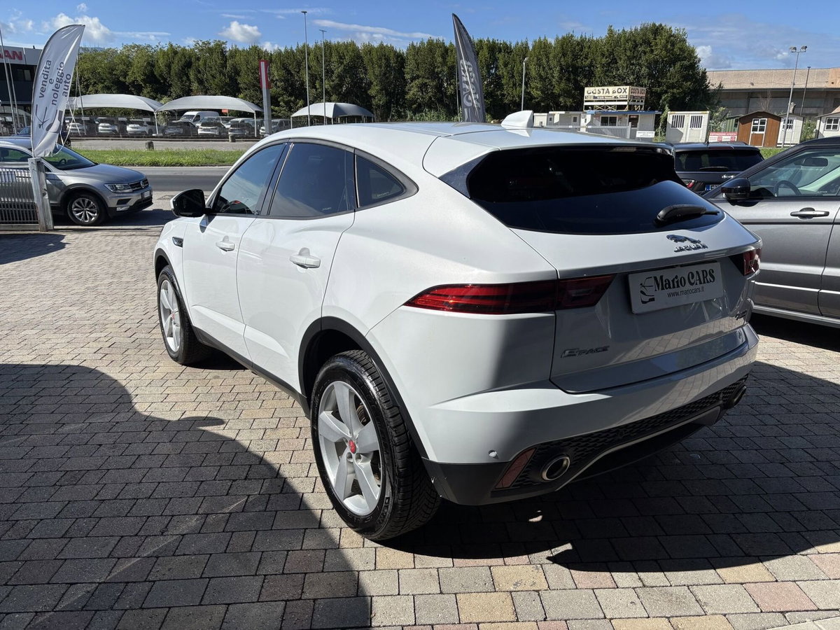 Jaguar E-Pace 2.0 AWD aut. S (6)