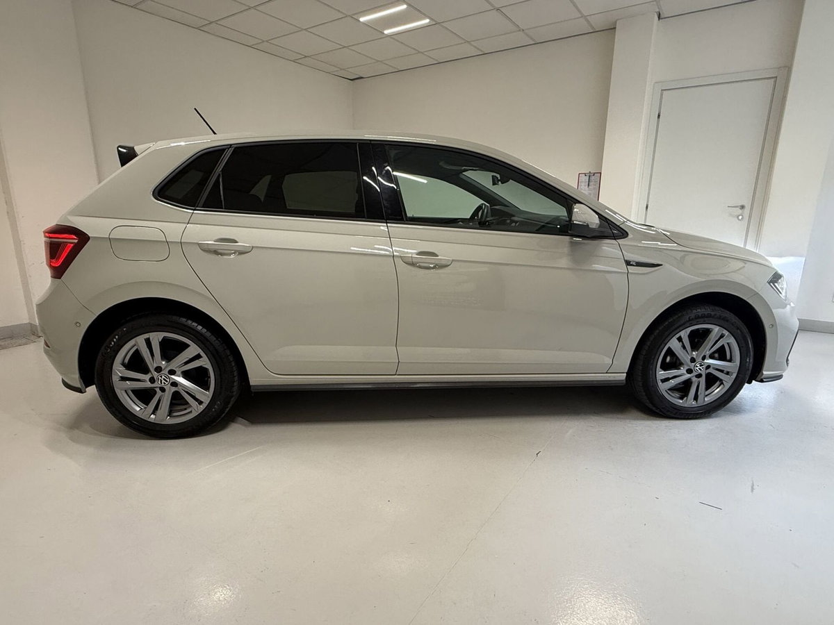 Volkswagen Polo 1.0 tsi R-Line 95cv (17)