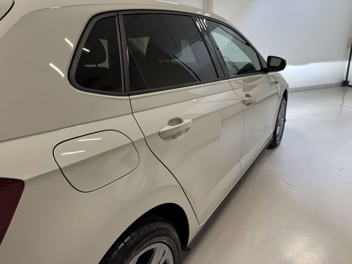 Volkswagen Polo 1.0 tsi R-Line 95cv (20)