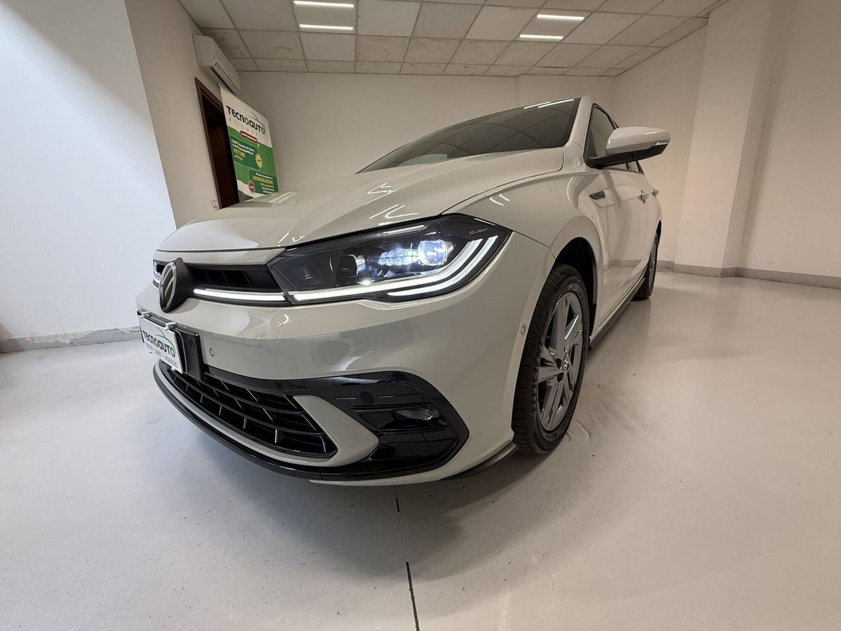 Volkswagen Polo 1.0 tsi R-Line 95cv (7)