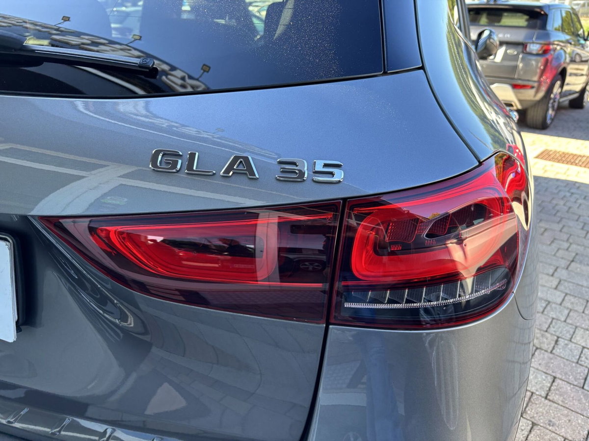 Mercedes-Benz GLA SUV 35 4Matic AMG (11)