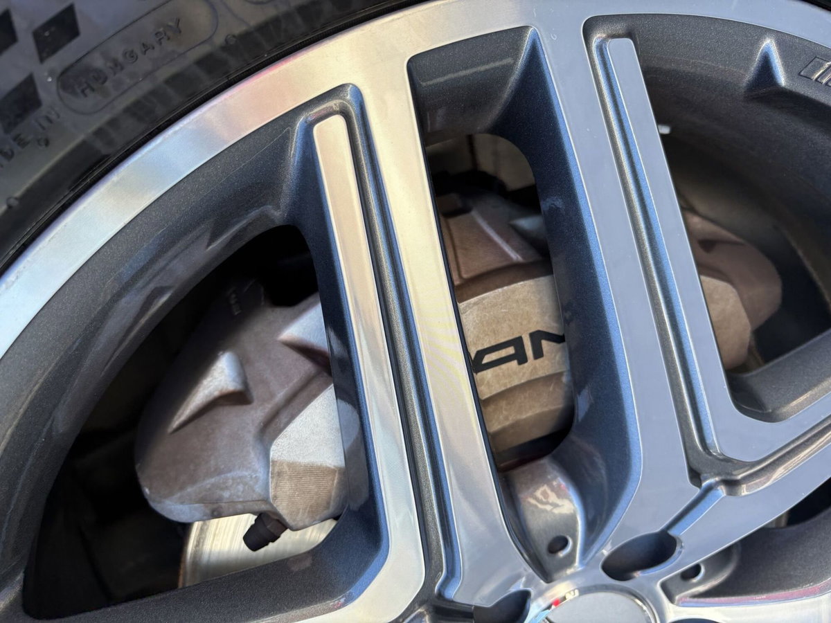Mercedes-Benz GLA SUV 35 4Matic AMG (12)