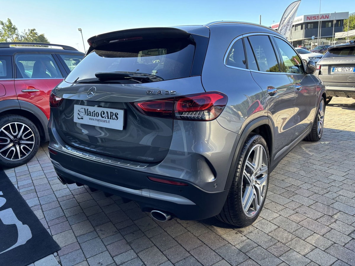 Mercedes-Benz GLA SUV 35 4Matic AMG (4)
