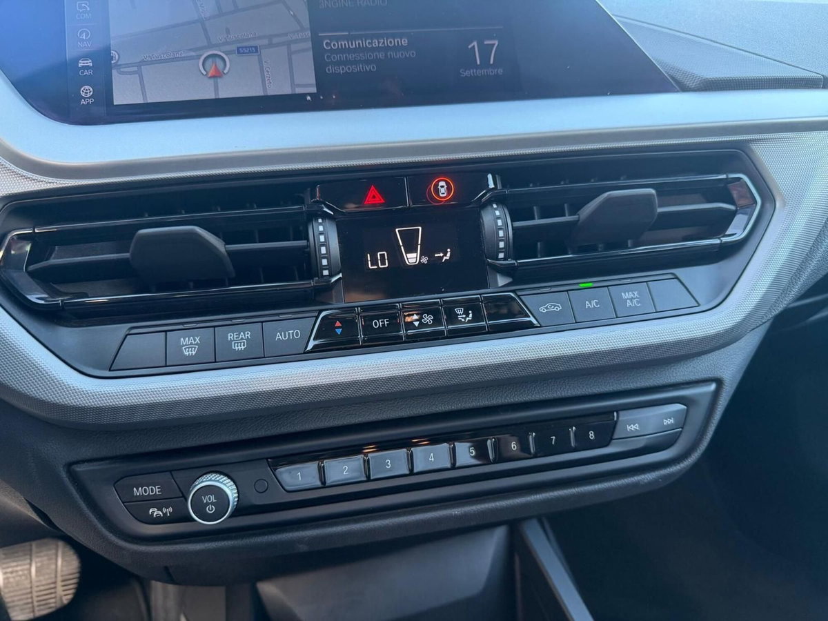 BMW Serie 1 5p. 116d 5p. Advantage (15)