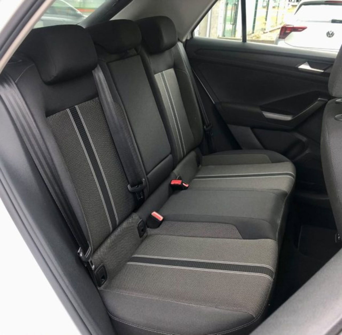 Volkswagen T-Roc 1.5 tsi Style dsg (8)
