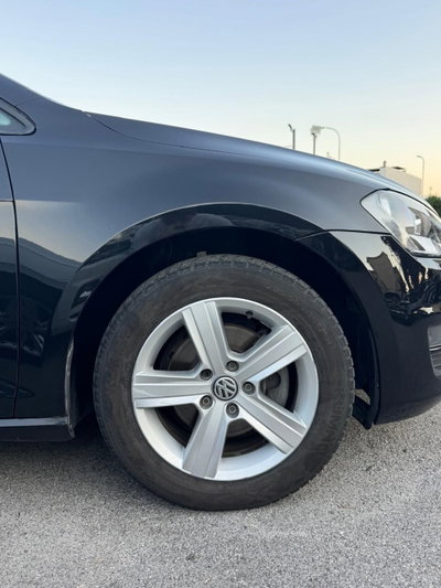 Volkswagen Golf 1.6 TDI 110 CV 5p. Comfortline BlueMotion (17)