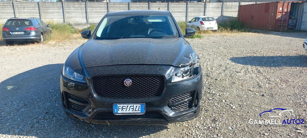 Jaguar F-Pace 2.0 D 180 CV AWD Pure