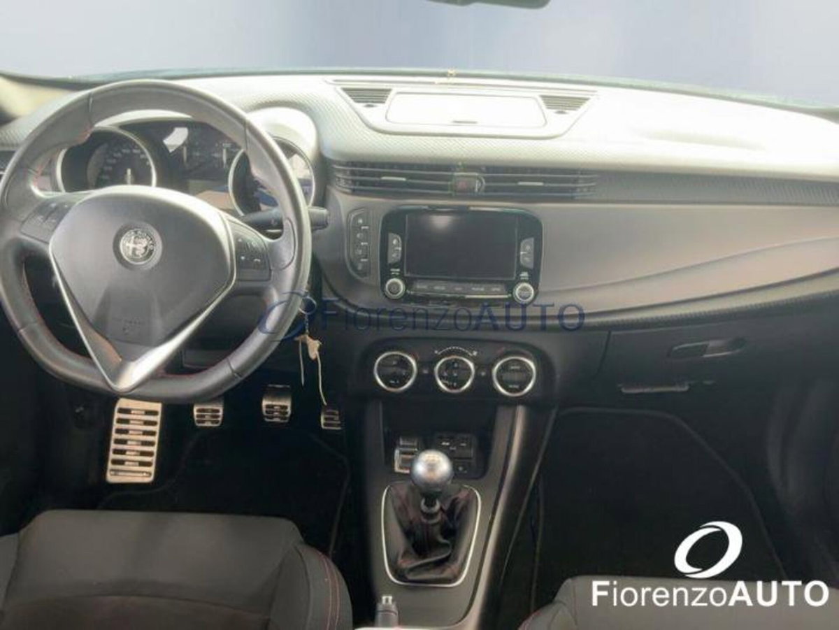 Alfa Romeo Giulietta 1.4 Turbo multiair Sprint 150cv (6)