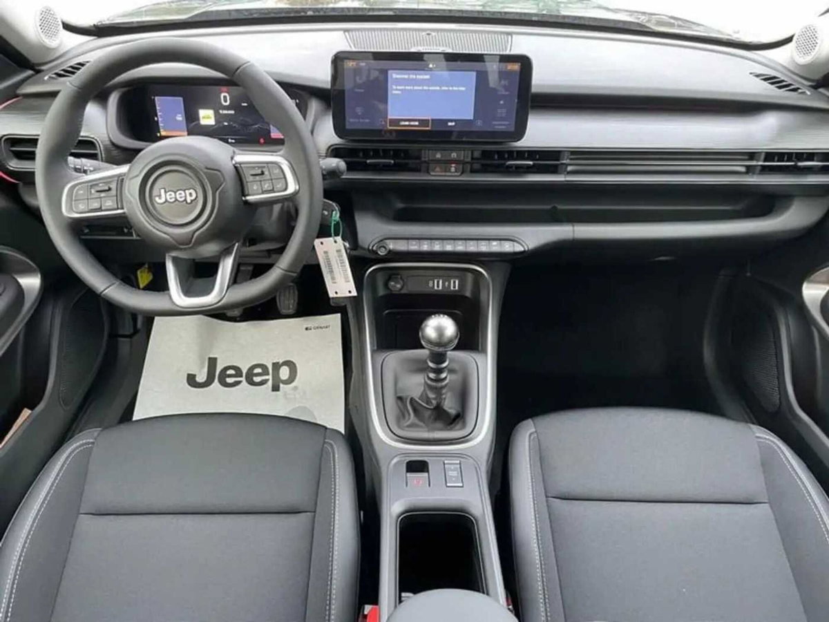 Jeep Avenger 1.2 turbo Altitude fwd 100cv (10)